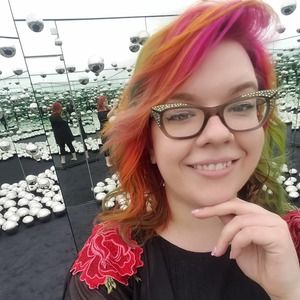 Meet your Posher, Lauren